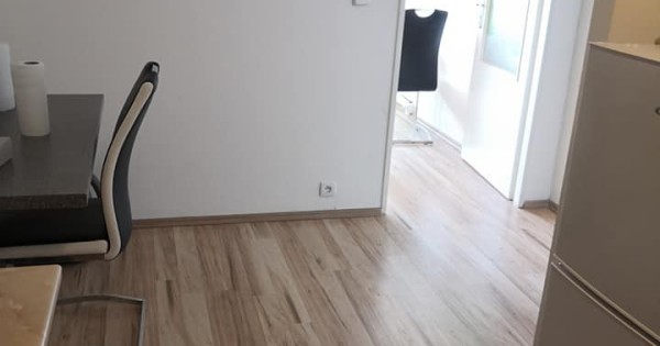 Cần cho thuê nhà 2+1, 56 m2 Praha - Horní Měcholupy