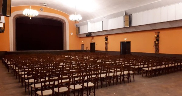 Cần bán mặt bằng kinh doanh nằm tại vùng Pardubický kraj, TP Česká Třebová