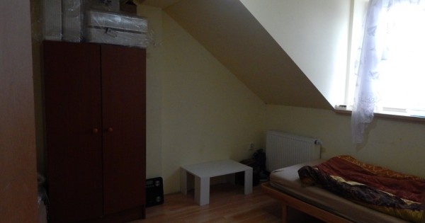 Cho thuê nhà 4+1, gần chợ Sapa đầy đủ tiện nghi sẵn vào ở