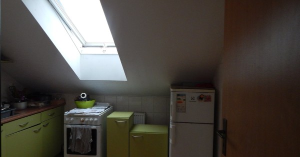 Cho thuê nhà 4+1, gần chợ Sapa đầy đủ tiện nghi sẵn vào ở