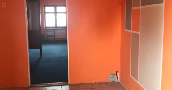 Cho thuê 2 cửa hàng 1 bên rộng 110m2 .bên rộng 40m2