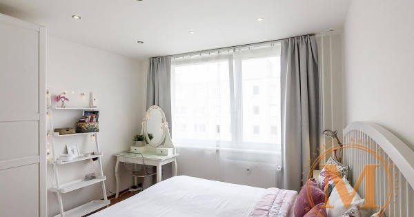 Bán căn hộ 3+1/ 75m2 tại phố Benkova. Praha 4 - Chodov.