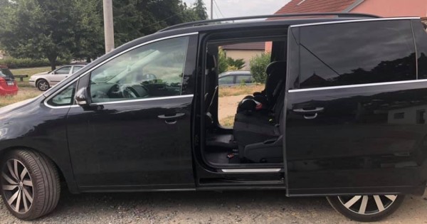 Nhà thừa xe không đi đến cần bán vw sharan 2.0 135kw đời 2016