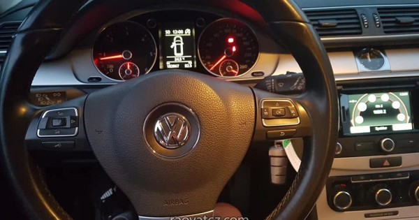 Bán xe wolksvagen passat 1.6 TDI (blue motion)