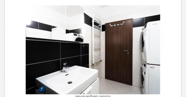 Mình giao bán byt 2+kk, 63 m vuông có ban công tại Praha 10