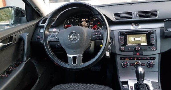 Bán xe vw passat 2.0TDI 103kw sx 2014 210ngkm