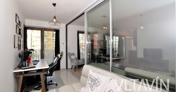 cho thuê căn hộ mới 3+kk / 75m2 trên tầng 2 ở tòa nhà Garden Tower