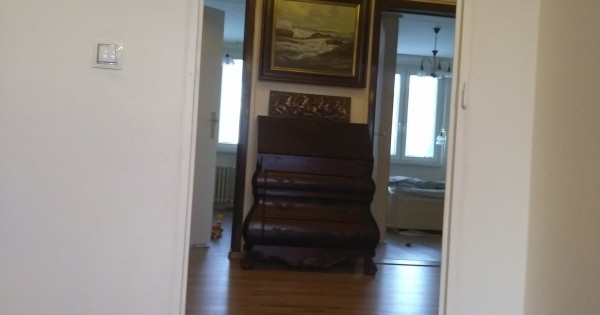 Cho thuê nhà 3+1. 85m sạch đẹp ,rộng rãi gần tramvaj,bus địa chỉ Praha 6