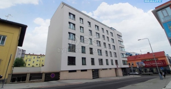 Căn hộ 2 + kk cho thuê, 50 m2, Plzeň-město, Plzeň, U Tržiště