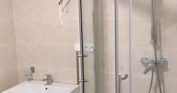 Bên em có nhà vườn ở praha4 và praha6 cho thuê khách du lịch