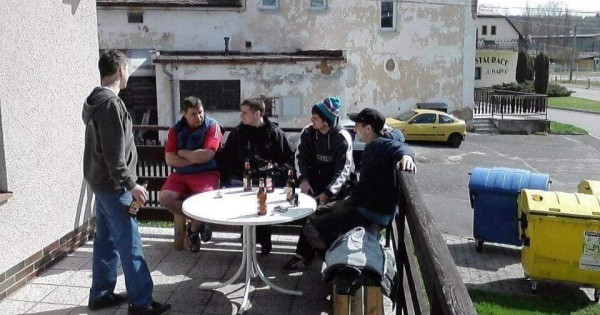 Bán cửa hàng. Cần bán cửa hàng (Potraviny) làng 300/400 dân