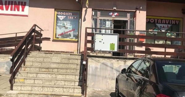 Bán cửa hàng. Cần bán cửa hàng (Potraviny) làng 300/400 dân