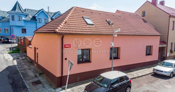 Cần bán nhà diện tích 155 mét vuông, đất 226 mét vuông