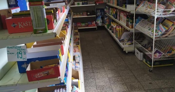 nhượng lại cửa hàng potraviny ở làng 1300 dân không cạnh tranh