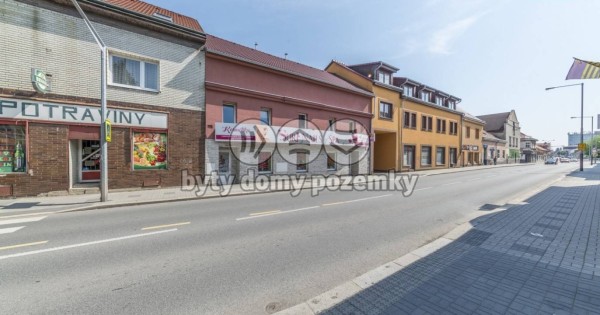 Bán bất động sản, trên ở dưới bán hàng, Praha 9 Čakovice