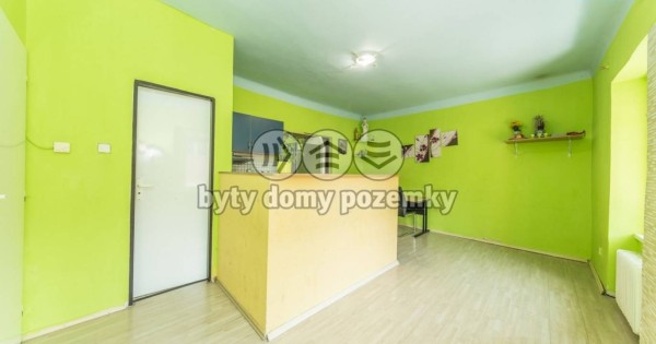 Bán bất động sản, trên ở dưới bán hàng, Praha 9 Čakovice