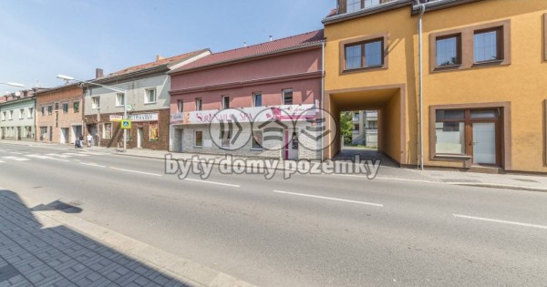 Bán bất động sản, trên ở dưới bán hàng, Praha 9 Čakovice