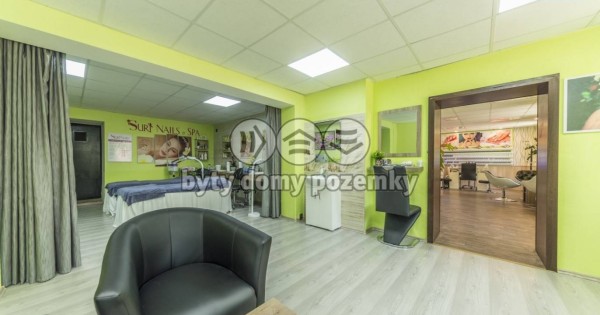 Bán bất động sản, trên ở dưới bán hàng, Praha 9 Čakovice