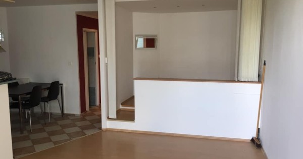 Cho thuê být 3+kk (83m) gần metro Chodov, muốn cho thuê cả gia đình