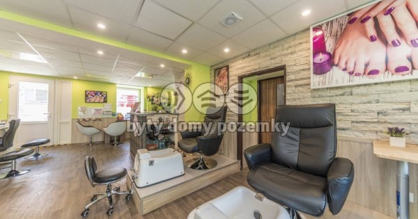 Bán bất động sản, trên ở dưới bán hàng, Praha 9 Čakovice