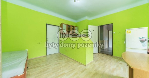 Bán bất động sản, trên ở dưới bán hàng, Praha 9 Čakovice