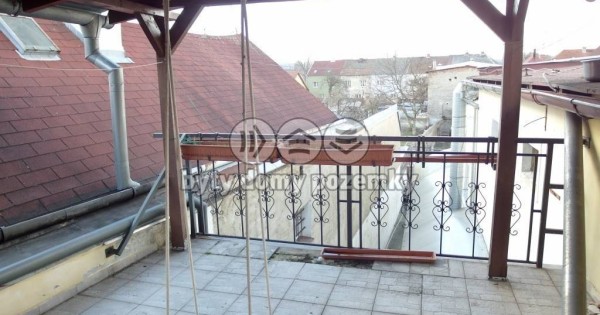 Bán cửa hàng trên ở dưới bán hàng, chủ tư nhân, 887 m2, Chabařovice