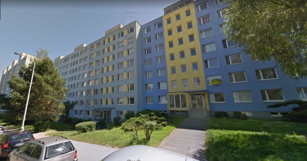 Cần cho thuê nhà 3+1 , gần Metro Háje , Praha 4