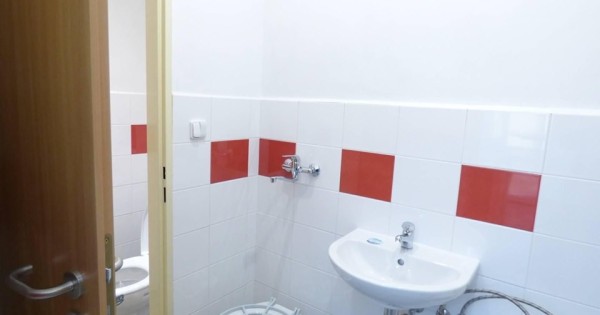 Bán lại cửa hàng Potraviny tại Prosek, Praha 9