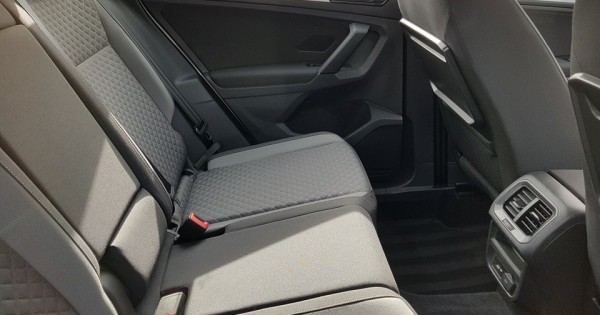 Bán xe volkswagen TIGUAN 2.0TDI/110Kw, 61.000km, 1/2018