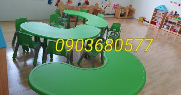 Bàn ghế nhựa mầm non cho trẻ em giá cực TỐT