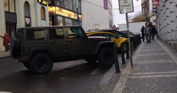 Nhượng lai HĐ potraviny đã hoạt động được trên 10 năm, gần Metro Želivského