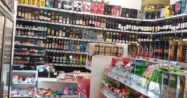 Nhượng lai HĐ potraviny đã hoạt động được trên 10 năm, gần Metro Želivského