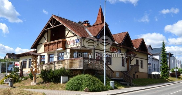 Bán bất động sản trên ở dưới cửa hàng, chủ tư nhân, 546 m2 ở Vrchlabí