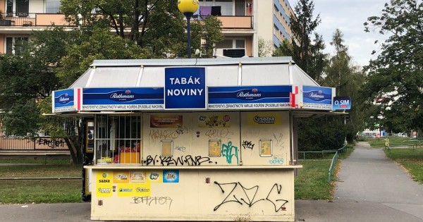 Bán quầy bán hàng trên phố chính, ngay ngã tư khu dân cư Praha 4