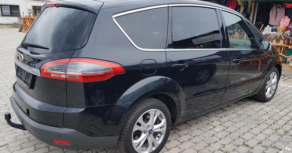 Bán xe Ford Smax 2.0tdi 120kw sx 2013 210ngkm