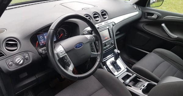 Bán xe Ford Smax 2.0tdi 120kw sx 2013 210ngkm