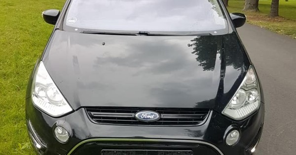 Bán xe Ford Smax 2.0tdi 120kw sx 2013 210ngkm