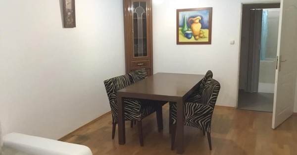 Cần cho thuê nhà 3KK ( 78 m2 ) gần chợ SaPa, Praha - Krč.