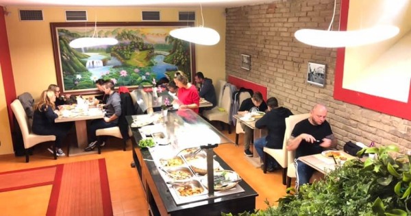 Nhượng lại 1 nhà hàng ở trung tâm Praha 3, địa điểm đẹp giá thuê rẻ