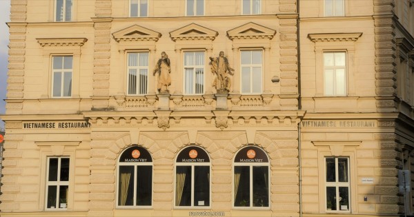 Restaurant Maison Viet thành phố Olomouc cần tuyển nam phụ bếp