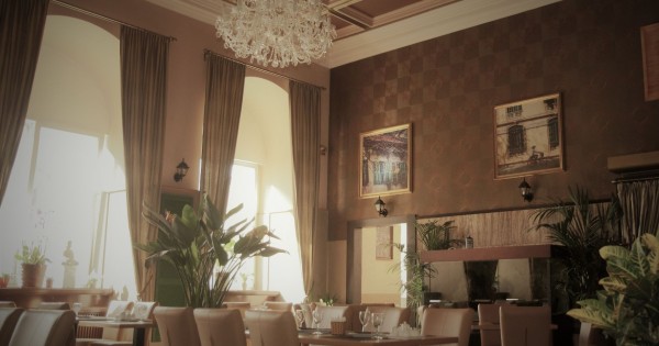 Restaurant Maison Viet thành phố Olomouc cần tuyển nam phụ bếp