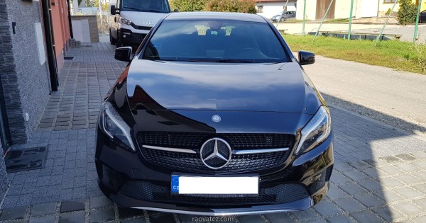 Bán xe Mercedes A 180 D đời 2016-17, 34xxx KM , số tự động