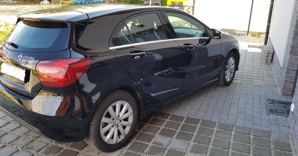 Bán xe Mercedes A 180 D đời 2016-17, 34xxx KM , số tự động