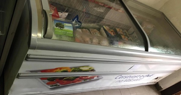 Cần nhượng lại cửa hàng Potraviny trên ở dưới bán hàng làng 1000 dân