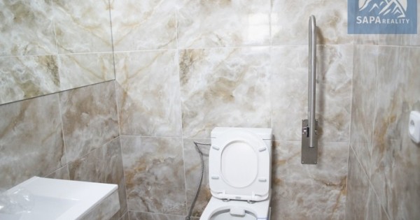 Cho thuê nhà hàng 190m2, Jemníky - Kladno