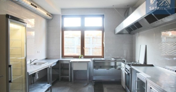 Cho thuê nhà hàng 190m2, Jemníky - Kladno