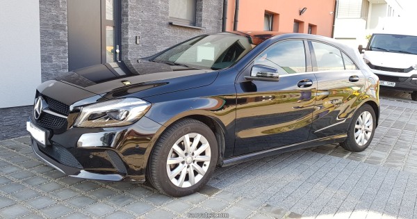 Bán xe Mercedes A 180 D đời 2016-17, 34xxx KM , số tự động