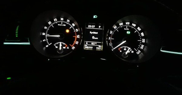 Bán Xe Super 2.0 TDI - DSG - Laurin & Klement