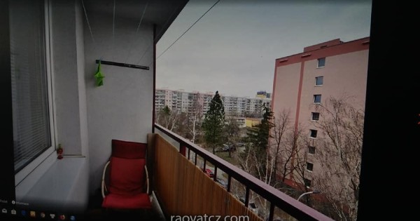Chào bán Byt 3+kk 66m2 cạnh Metro Haje Praha 4,chủ tư nhân,sửa rất đẹp,sát bến BUS