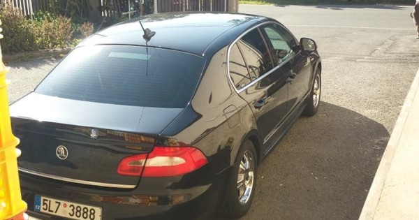 Bán Xe Super 2.0 TDI - DSG - Laurin & Klement